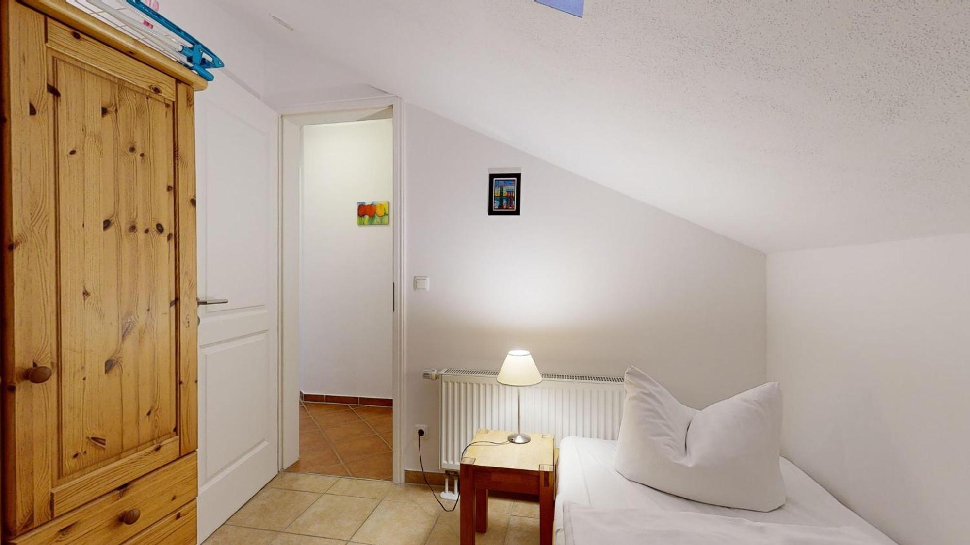 Strandnahe Fewos Mit 2 Schlafzimmern Und Balkon, Residenz Prorer Wiek, Binz Esterno foto
