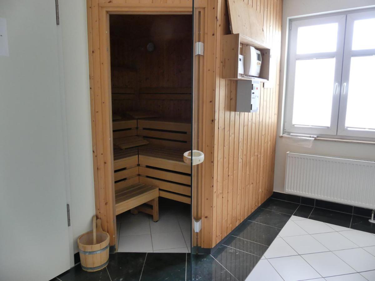 Strandnahe Fewos Mit 2 Schlafzimmern Und Balkon, Residenz Prorer Wiek, Binz Esterno foto